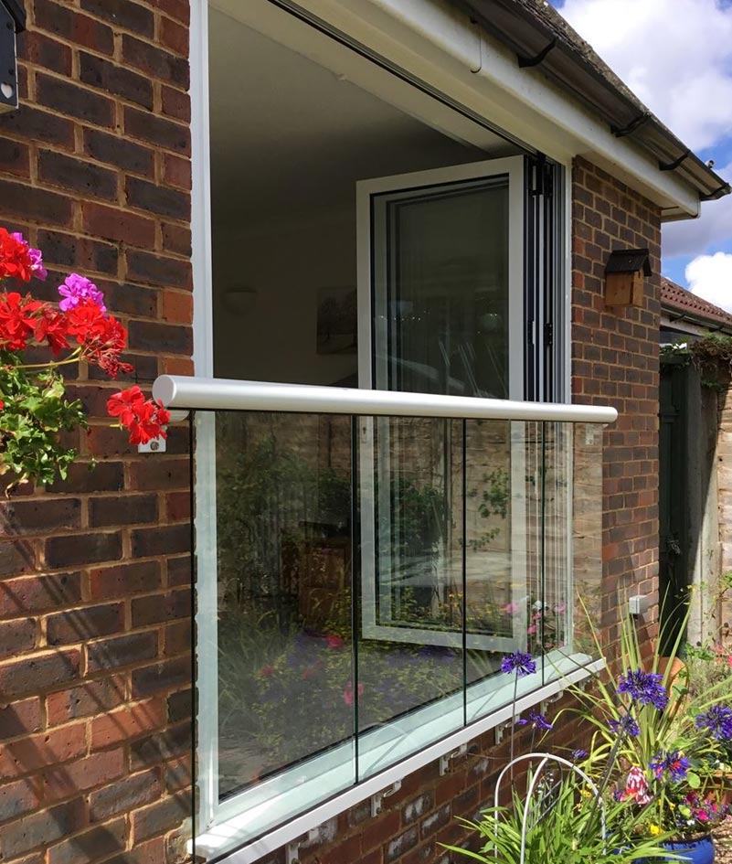 UK-GLAZE-LTD-Service-Juliet-Balconies-002